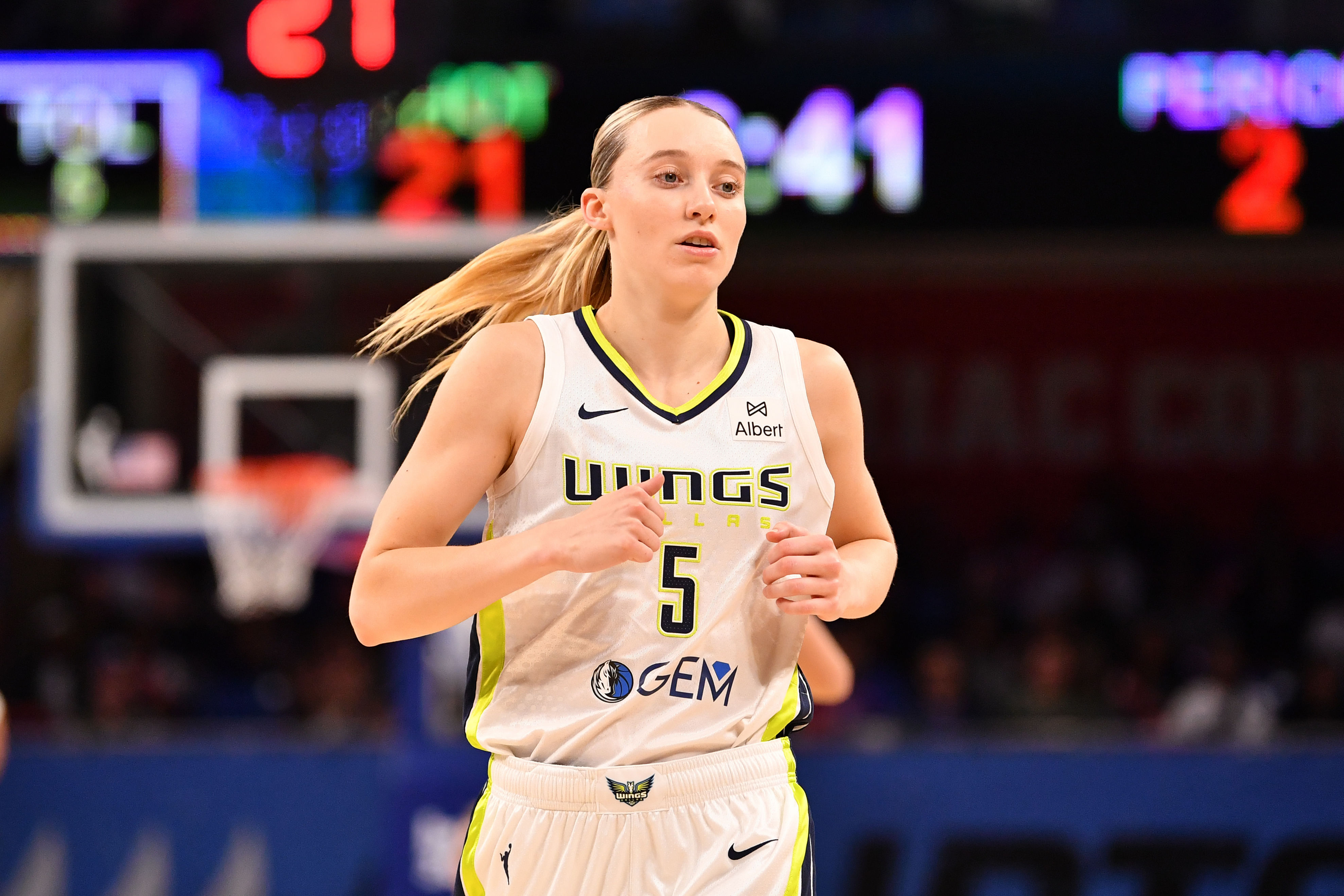 Paige Bueckers to be re-evaluated and get cleared for Friday's game. (Photo: IMAGN)